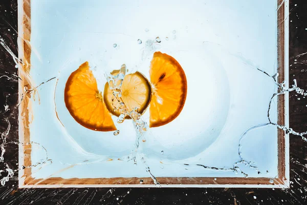 오렌지와 레몬의 조각 — 스톡 사진