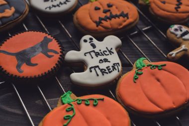 çeşitli ev yapımı halloween kurabiye