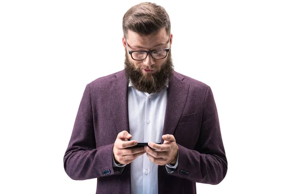 Homem de negócios usando smartphone — Fotografia de Stock