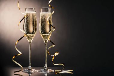 glasses of champagne with ribbons clipart