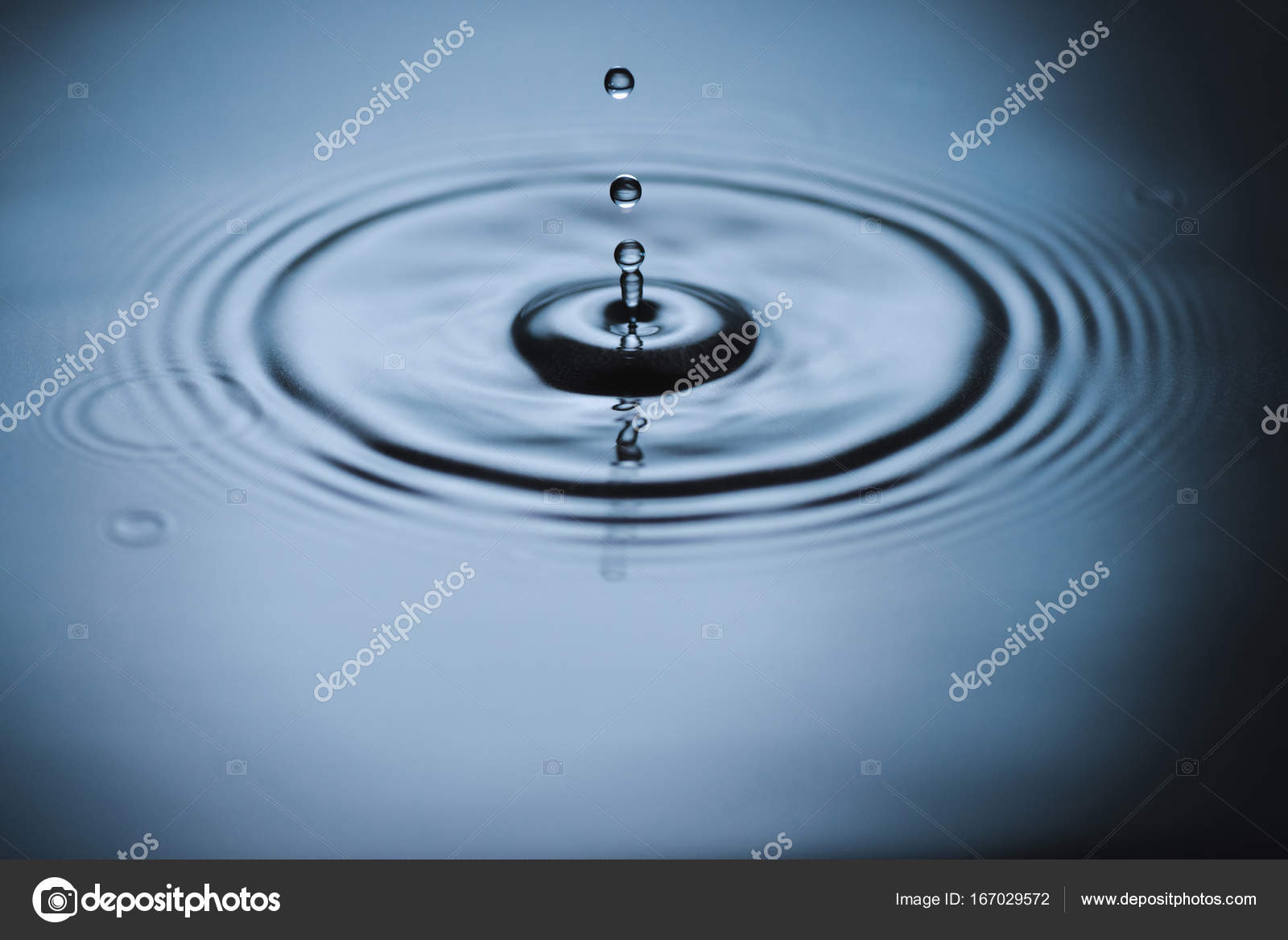 Splash on water surface Stock Photo by ©VadimVasenin 167029572