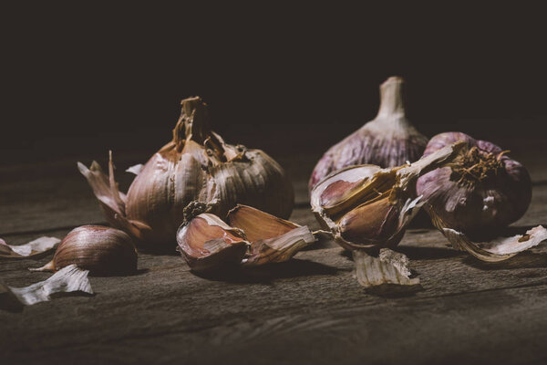 healthy garlic