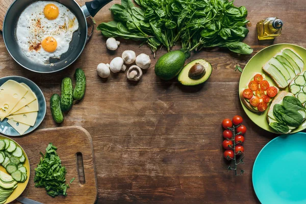 Healthy breakfast ingredients — Stock Photo, Image