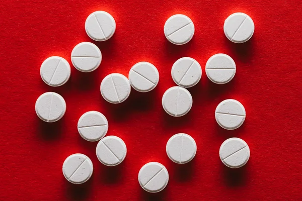 White medical tablets — Stock Photo, Image