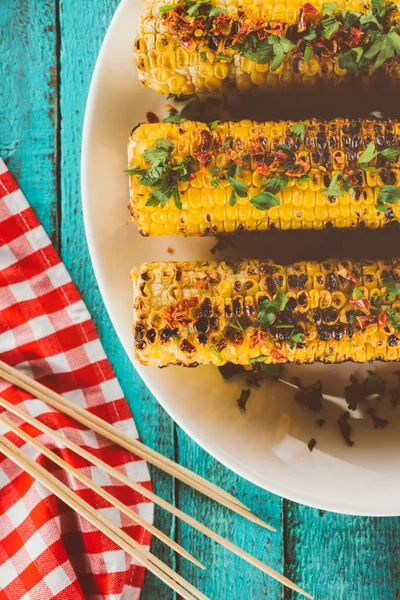 Grilled corn on plate — Stock Photo, Image