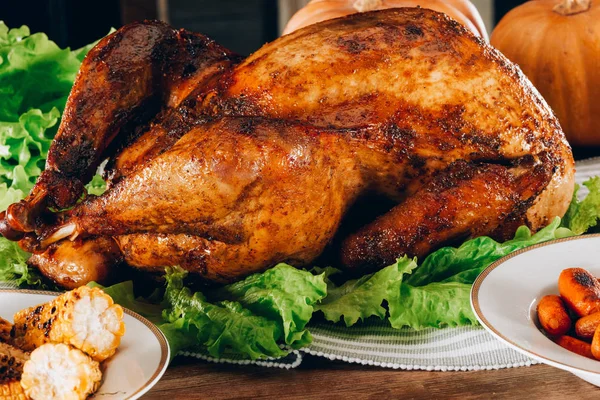 Baked turkey for thanksgiving day — Stock Photo, Image