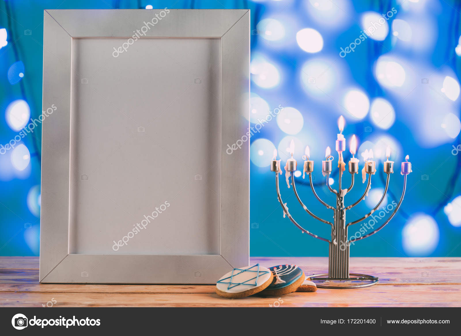 Menorah and frame with copy space for hanukkah — Stock Photo