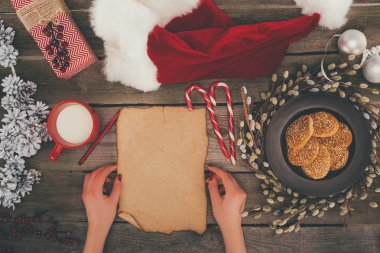boş kart ve santa şapka 