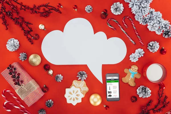 Bolla discorso di Natale e smartphone con amazon — Foto Stock