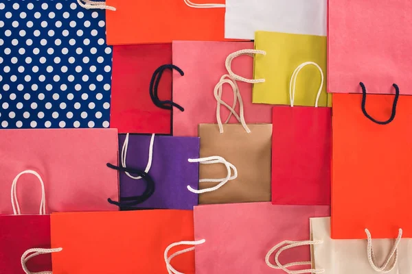 Красочные сумки — стоковое фото