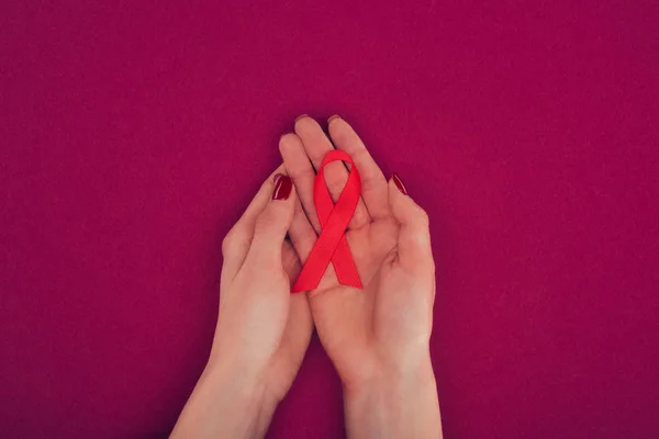 Röd aids ribbon — Stockfoto