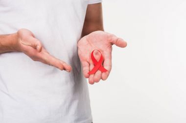 adam sunan AIDS şerit