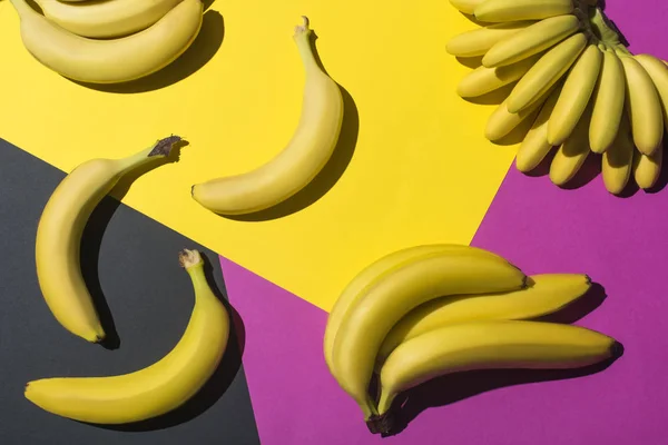 Fresh ripe bananas — Stock Photo, Image