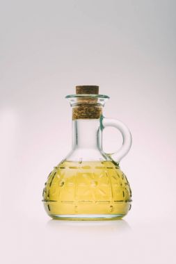 Zeytin yağı şişesi