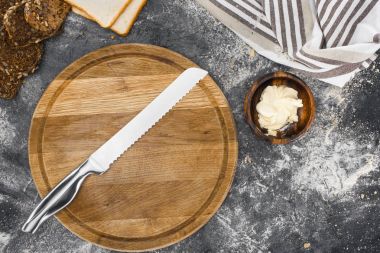 cutting board with knife clipart