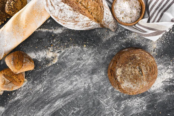 自家製のパンの品揃え — ストック写真