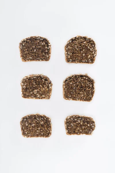 切片的杂粮面包 — 图库照片