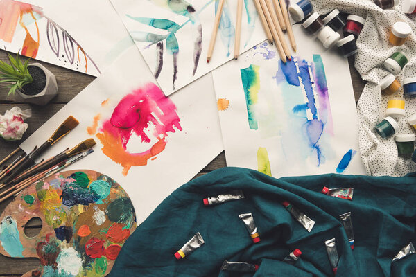 рассеянные эскизы художников
