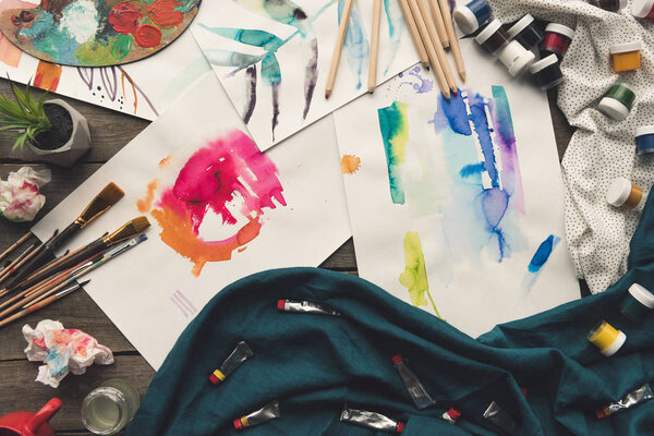 рассеянные эскизы художников
