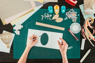 scrapbooking dekorasyon kartpostal için yapım Tasarımcısı Resim kırpılmış