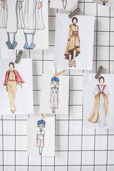 Bocetos Ropa Moda Colgados Sobre Fondo Blanco Cuadros — Foto de Stock