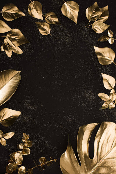 Top View Set Different Golden Leaves Black Surface — Stock Photo, Image