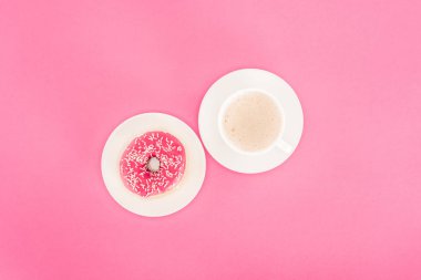 halka üstten görünüm pink izole kahve ile