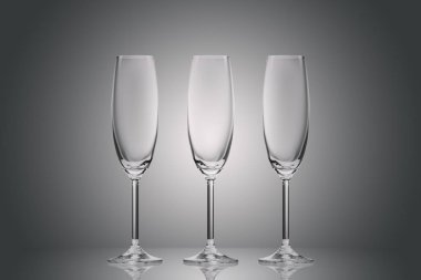 Üç Grey temiz bardak boş