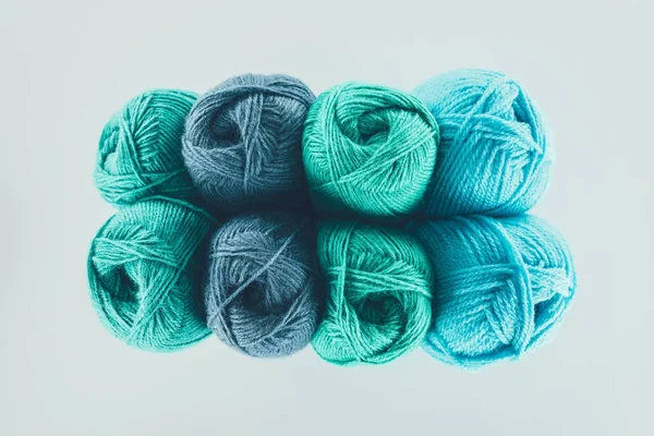 Top View Blue Green Knitting Yarn Balls Isolated White — Stock Photo, Image