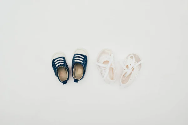 Top View Two Pairs Baby Shoes Isolated White — Stock Photo, Image