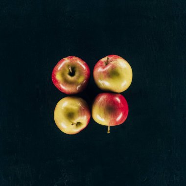 siyah izole görücü usulü taze elma Üstten Görünüm