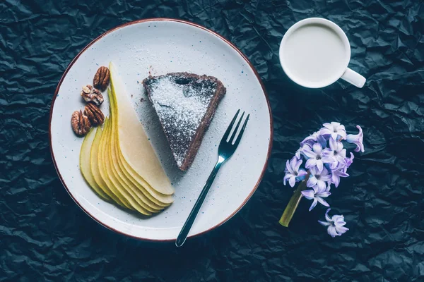 Top View Piece Cake Cutted Pear Plate Cup Milk Dark — Stock Photo, Image