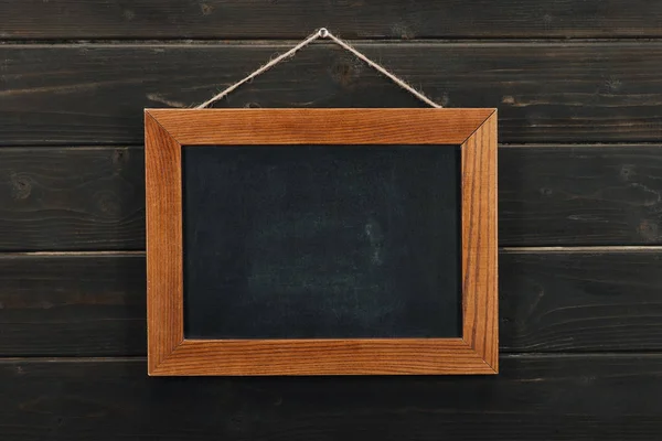 Empty Blackboard Hanging Wooden Wall — Stock Photo, Image