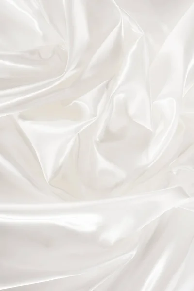 Branco Crumpled Brilhante Seda Tecido Fundo — Fotografia de Stock