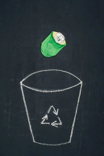 Fém Lehet Alá Húzott Szemétkosárban Recycle Jel Chalkboard — ingyenes stock fotók