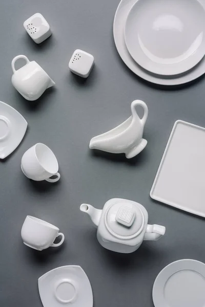 Witte Servies Voor Diner Thee Tijd Grijze Achtergrond — Stockfoto