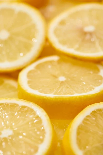 Zavřít Pohled Zralé Čerstvé Žluté Plátky Citronu — Stock fotografie