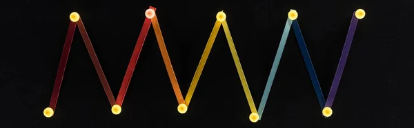 Vista Superior Linhas Conectadas Abstratas Multicoloridas Com Pinos Isolados Conceito — Fotografia de Stock