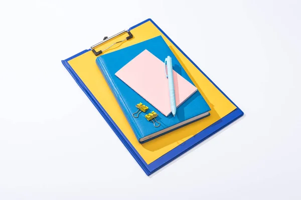 High Angle View Notebooks Pen Paper Clips Clipboard Isolated White — ストック写真