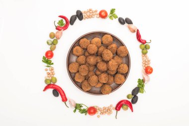 Nohut, sarımsak, kiraz, domates, maydanoz, zeytin, kırmızı biber, yeşil soğan yuvarlak çerçeveli yeşil soğan.