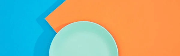 Top View Empty Plate Colorful Blue Orange Surface Panoramic Shot — Stock Photo, Image