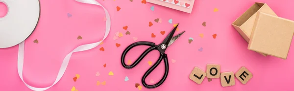 Top View Valentines Confetti Empty Compact Disk Scissors Gift Box — Stock Photo, Image