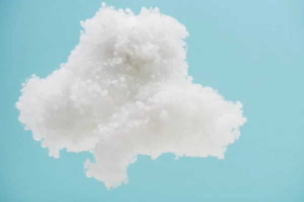 Nube Esponjosa Blanca Hecha Lana Algodón Aislada Sobre Fondo Azul —  Fotos de Stock