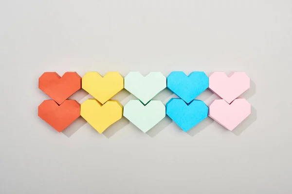 Top View Colorful Paper Hearts Grey Background — 스톡 사진