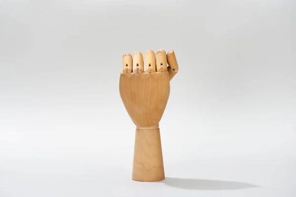 Χέρι Από Ξύλινη Κούκλα Σκιά Γκρι Φόντο — Φωτογραφία Αρχείου