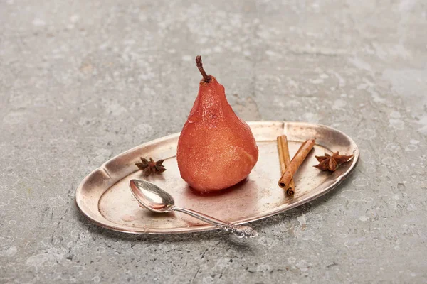 Delicious Pear Wine Cinnamon Anise Silver Plate Spoon Grey Concrete — Stock Photo, Image