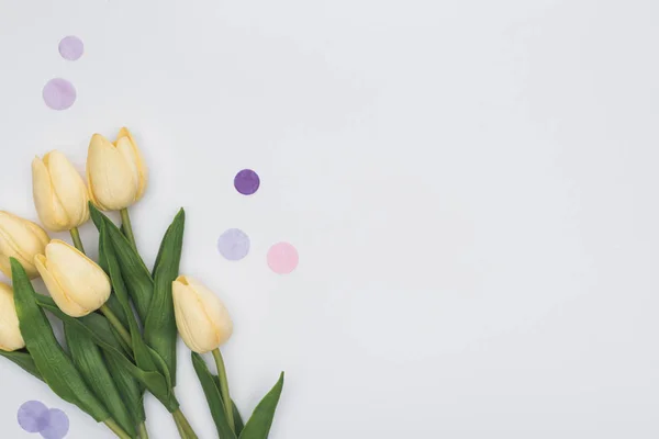 Top View Tulips Confetti Isolated White Copy Space — Stock Photo, Image