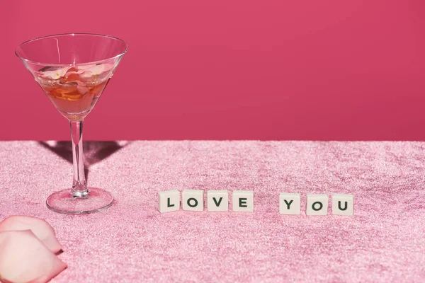 Rose Petals Glass Cubes Love You Lettering Velour Pink Cloth — Stock Photo, Image
