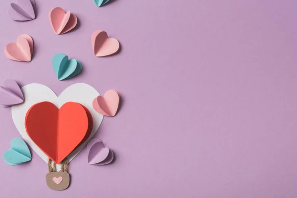 Top View Colorful Paper Hearts Heart Shaped Paper Air Balloon — Stock Photo, Image