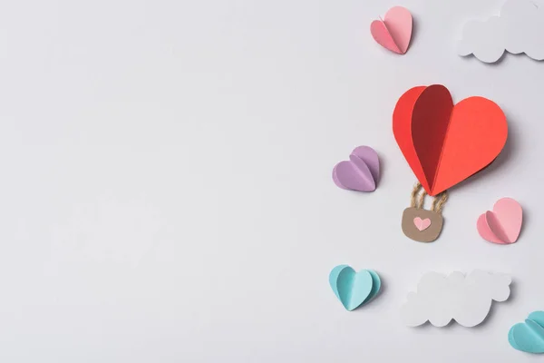 Top View Colorful Paper Hearts Air Balloon Clouds White Background — 스톡 사진